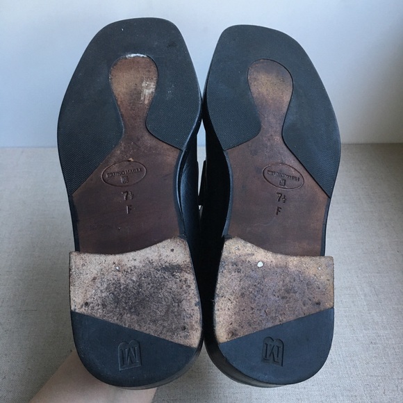 Bruno Magli US 7.5 Black Leather Classic Loafers - Picture 10 of 10